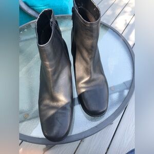 Clark Elegant‎ Black Ankle Boots